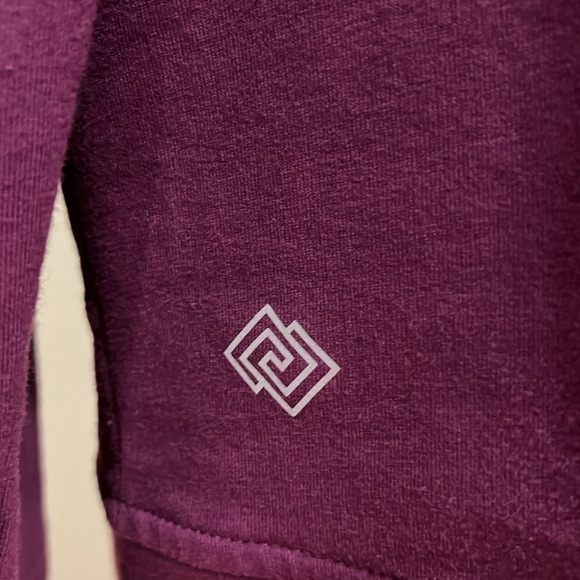 Zelos Burgundy Sweatshirt - Picture 2 of 6